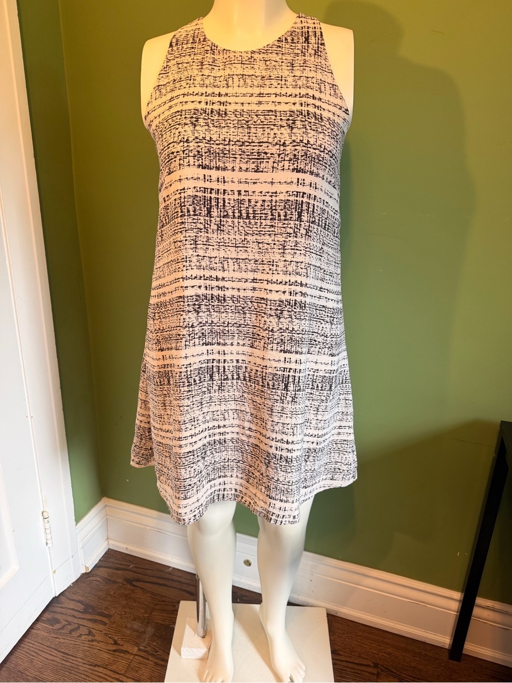 Cynthia Rowley 100% Silk Sleeveless Black & White Textured Midi Dress